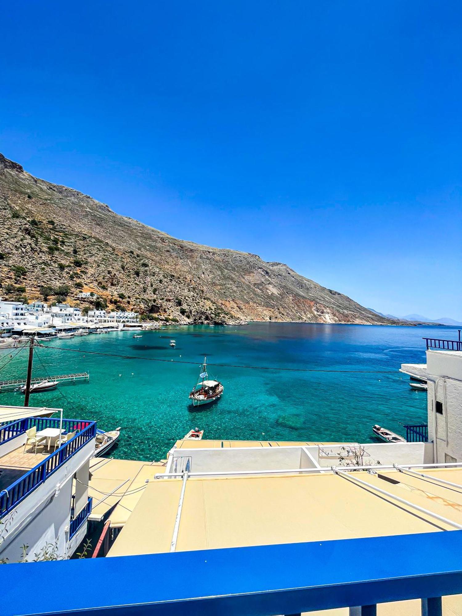 Hotel The Blue House Loutro Exteriér fotografie