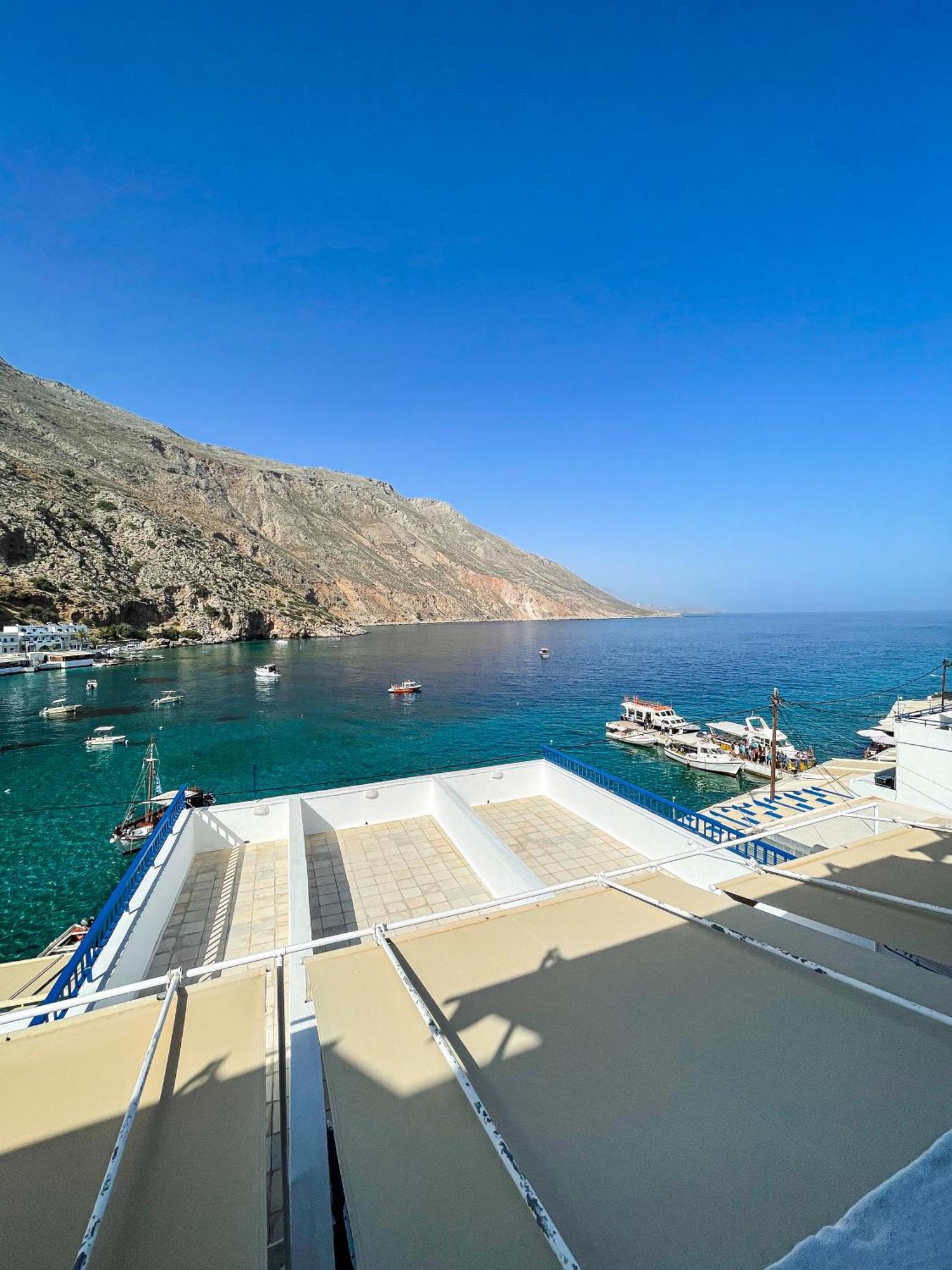 Hotel The Blue House Loutro Exteriér fotografie