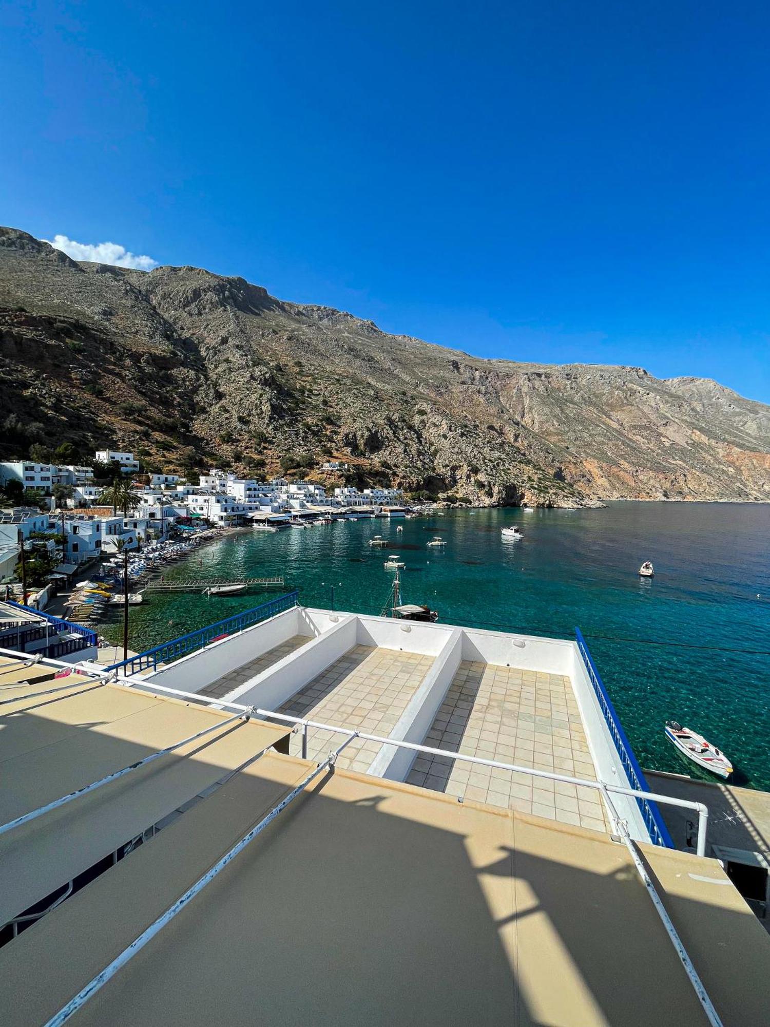 Hotel The Blue House Loutro Exteriér fotografie
